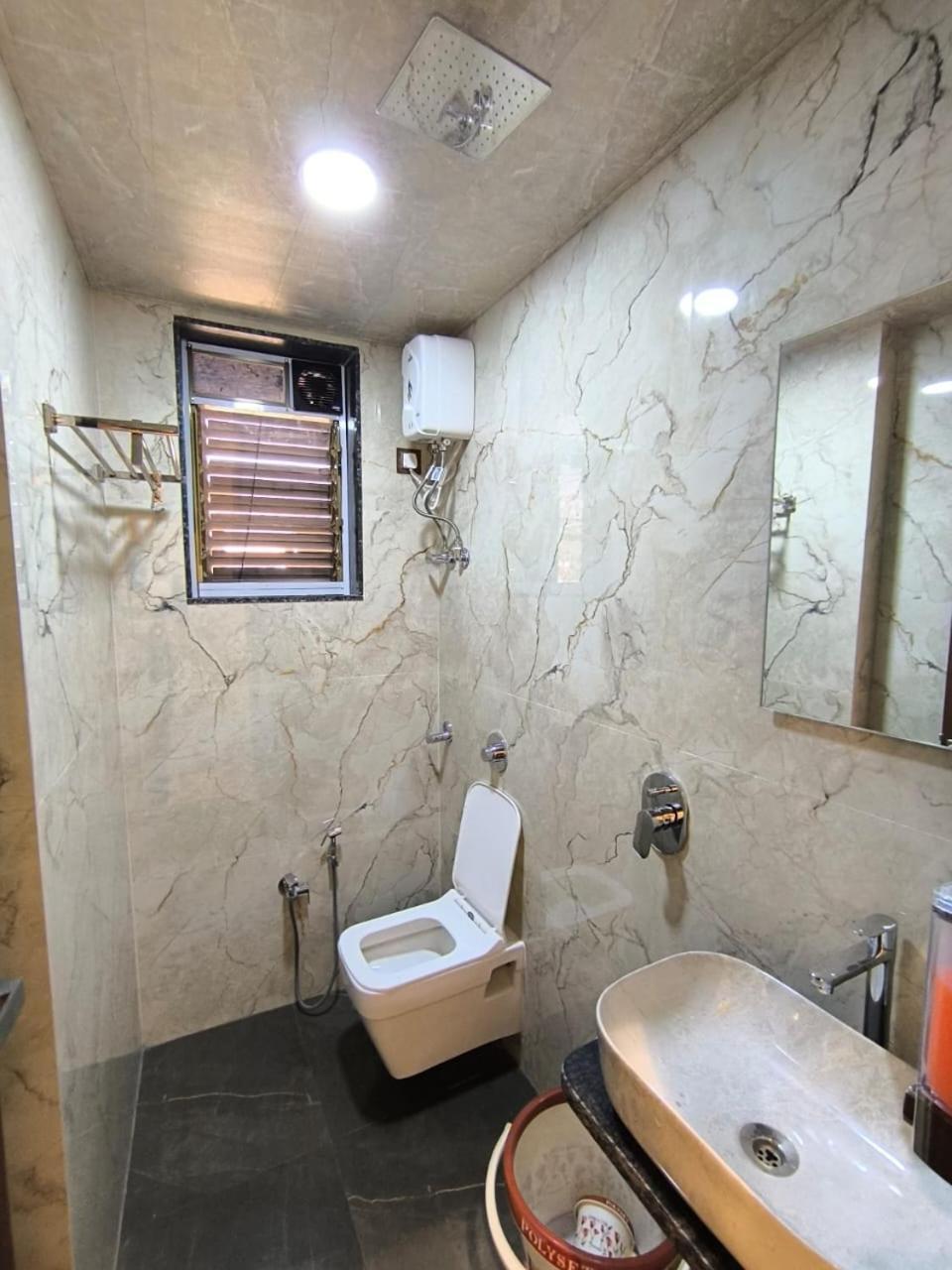 Sharan Residency Hotel Navi Mumbai Buitenkant foto