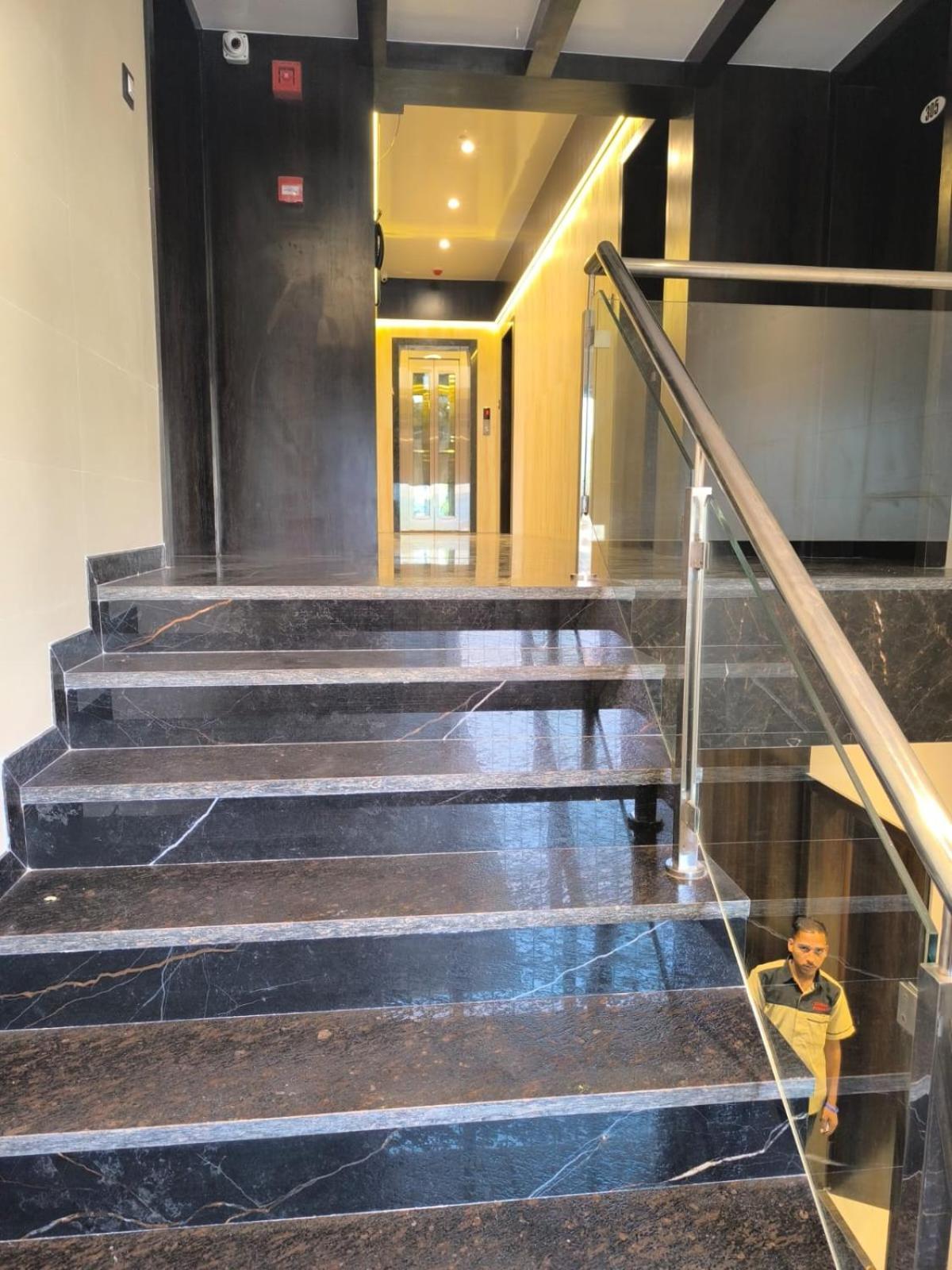 Sharan Residency Hotel Navi Mumbai Buitenkant foto